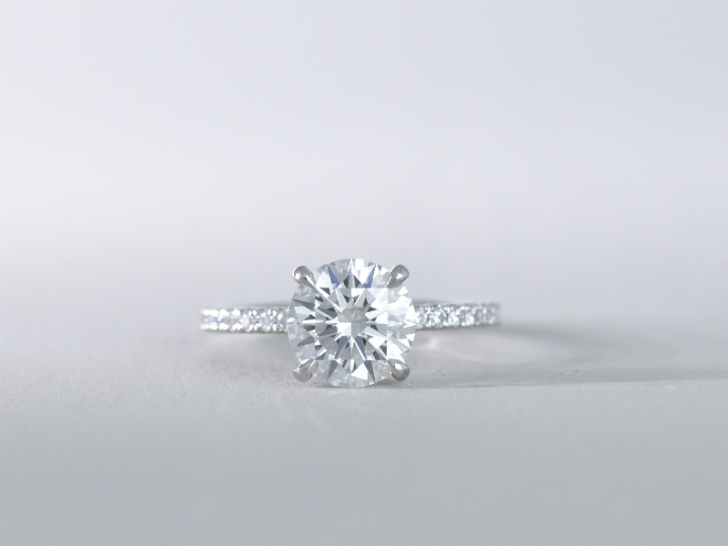 婚約指輪、ダイヤモンド、パヴェリング、エタニティー、憧れの指輪、大粒が似合う